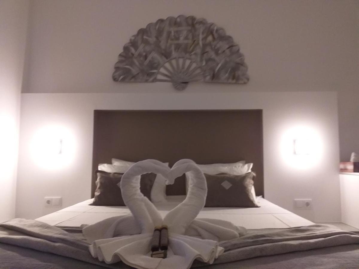 Seaview Guesthouse โอลเญา ภายนอก รูปภาพ